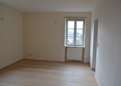 Vue du pignon et espace pour chambre d'amis